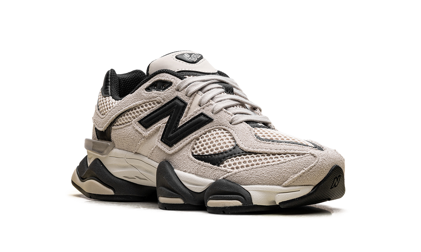 9060 "Timberwolf Black Cement" U90606H1