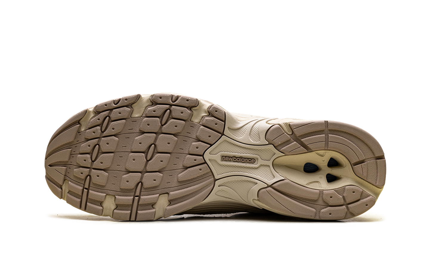 530 "Vintage Beige" MR530ZBM