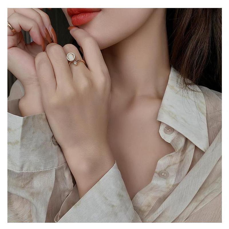 Cat’s Eye Stone Spinner Ring