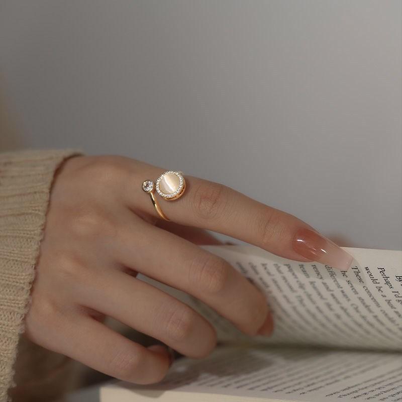 Cat’s Eye Stone Spinner Ring