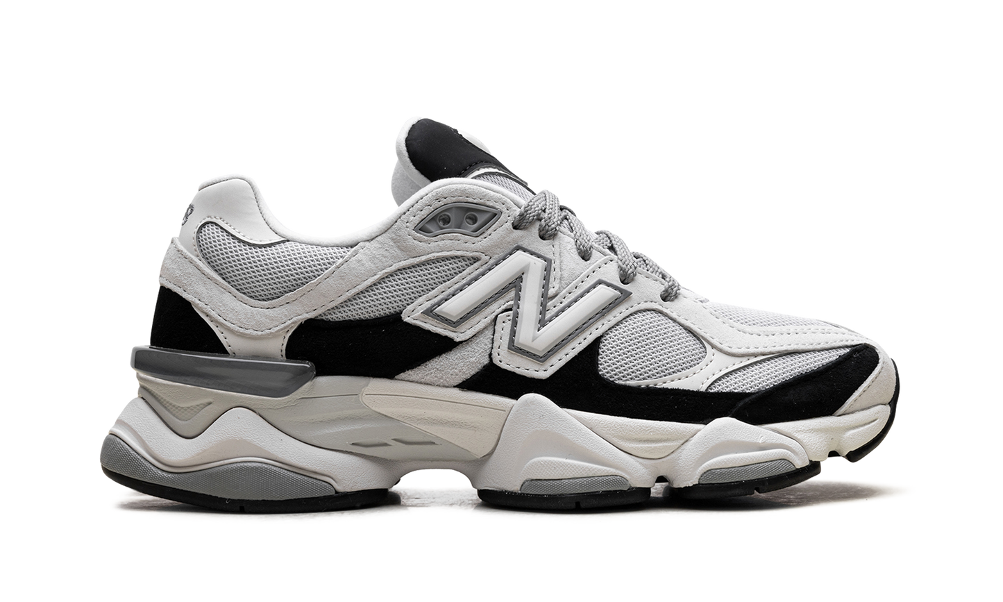 9060 "Grey Jet Black" U9060JBB