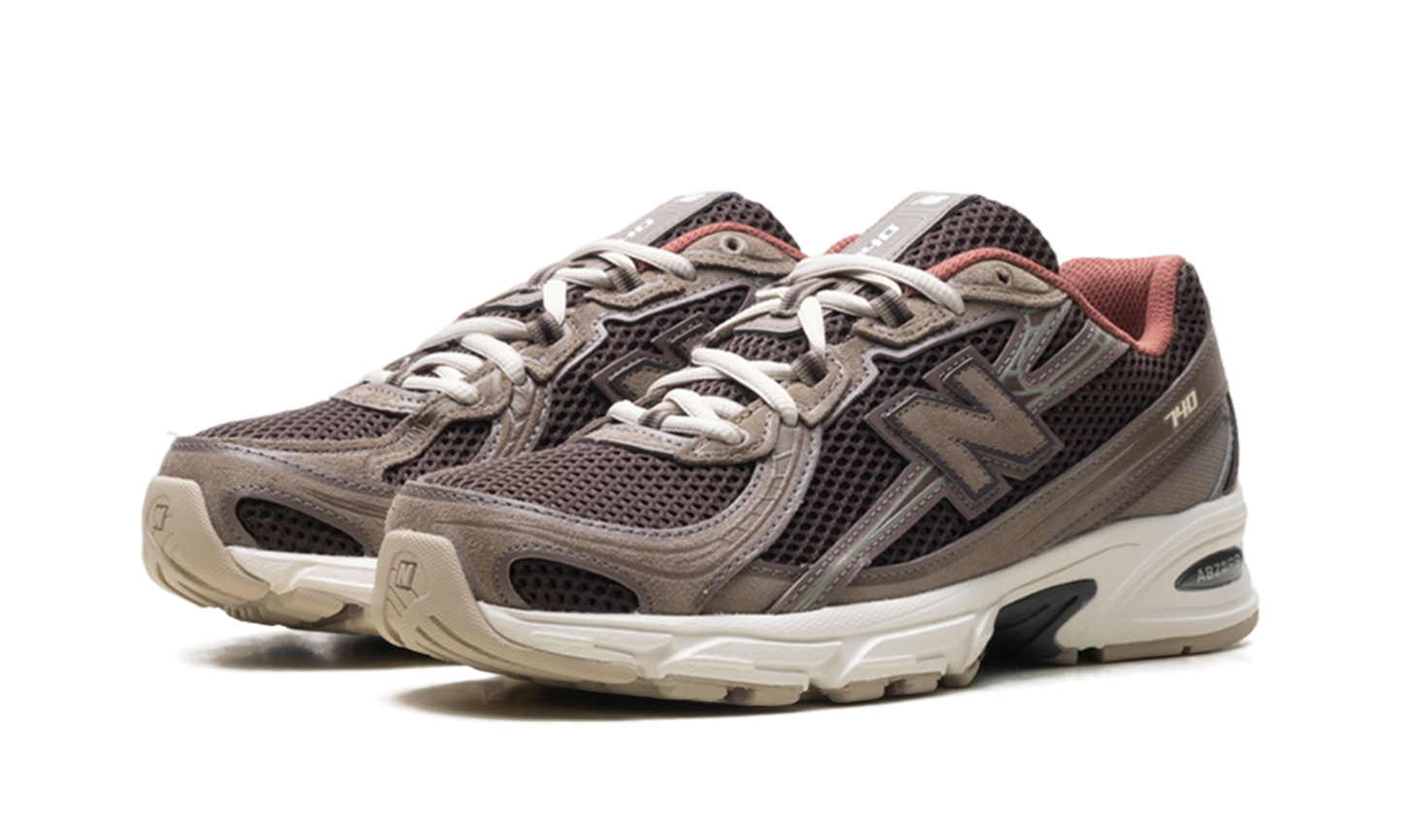 740 "Cortado Thunder Brown" U7407LE