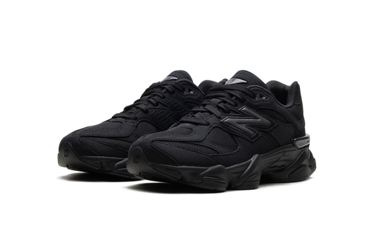 9060 GS "Triple Black" GC9060BB
