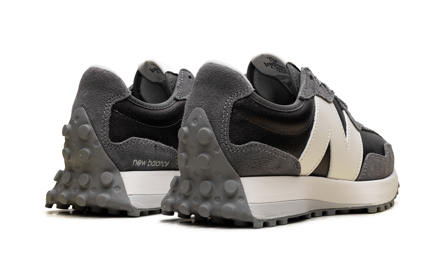 327 WMNS "Black Metallic Castlerock" WS327GLB