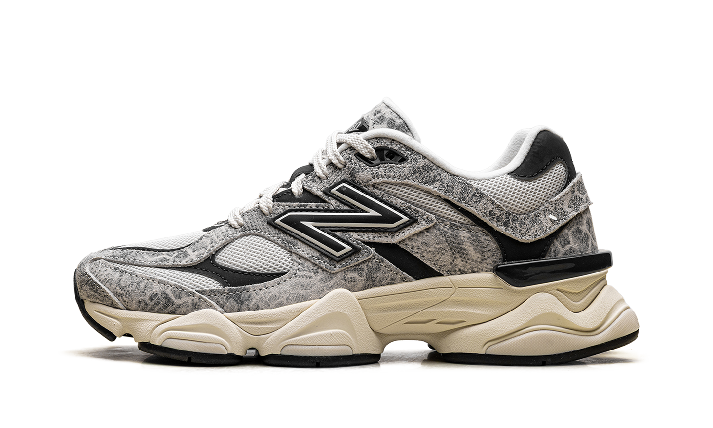 9060 "Year of the Snake" U9060SNA